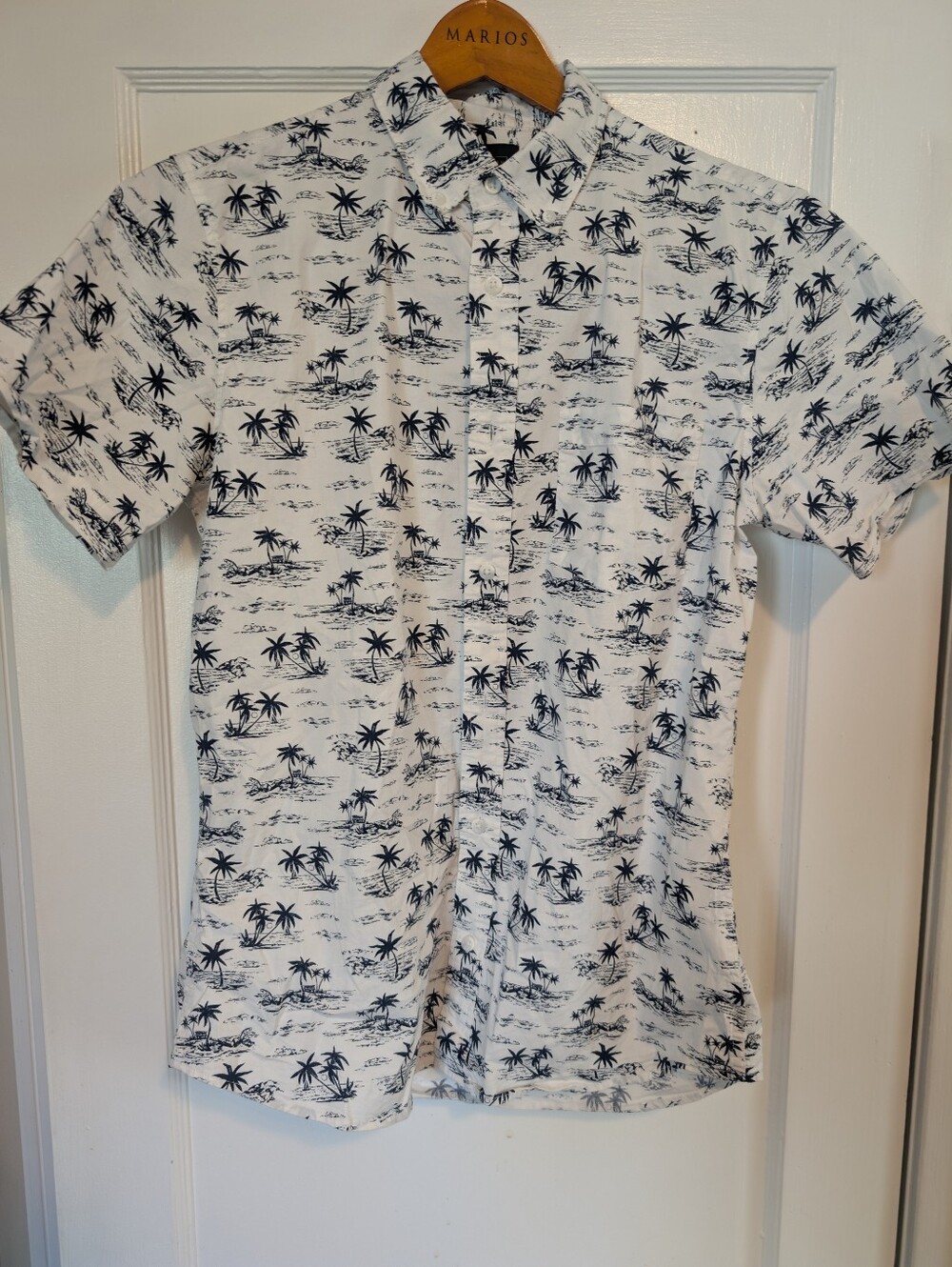 14th & Union White Short-Sleeve Palm Print Shirt Medium